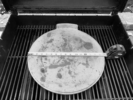 How to Cook Pizza on a Gas Grill photo 9
