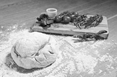 How to Use Self-Rising Flour in Your Pizza Dough photo 5
